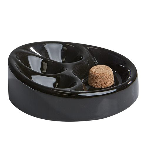 Shiny round pipe ashtray with three pipe rests
